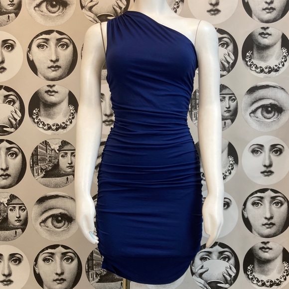 Tart Dresses & Skirts - Tart Navy One Shoulder Ruched Bodycon Dress Sz M, excellent condition!
